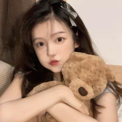 伊莎贝尔封面